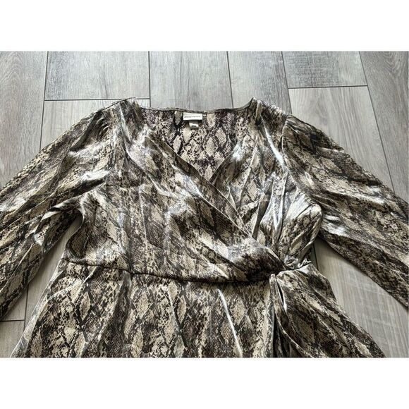 Ava & Viv shimmery snake skin print knee length dress size 1X - Picture 4 of 16